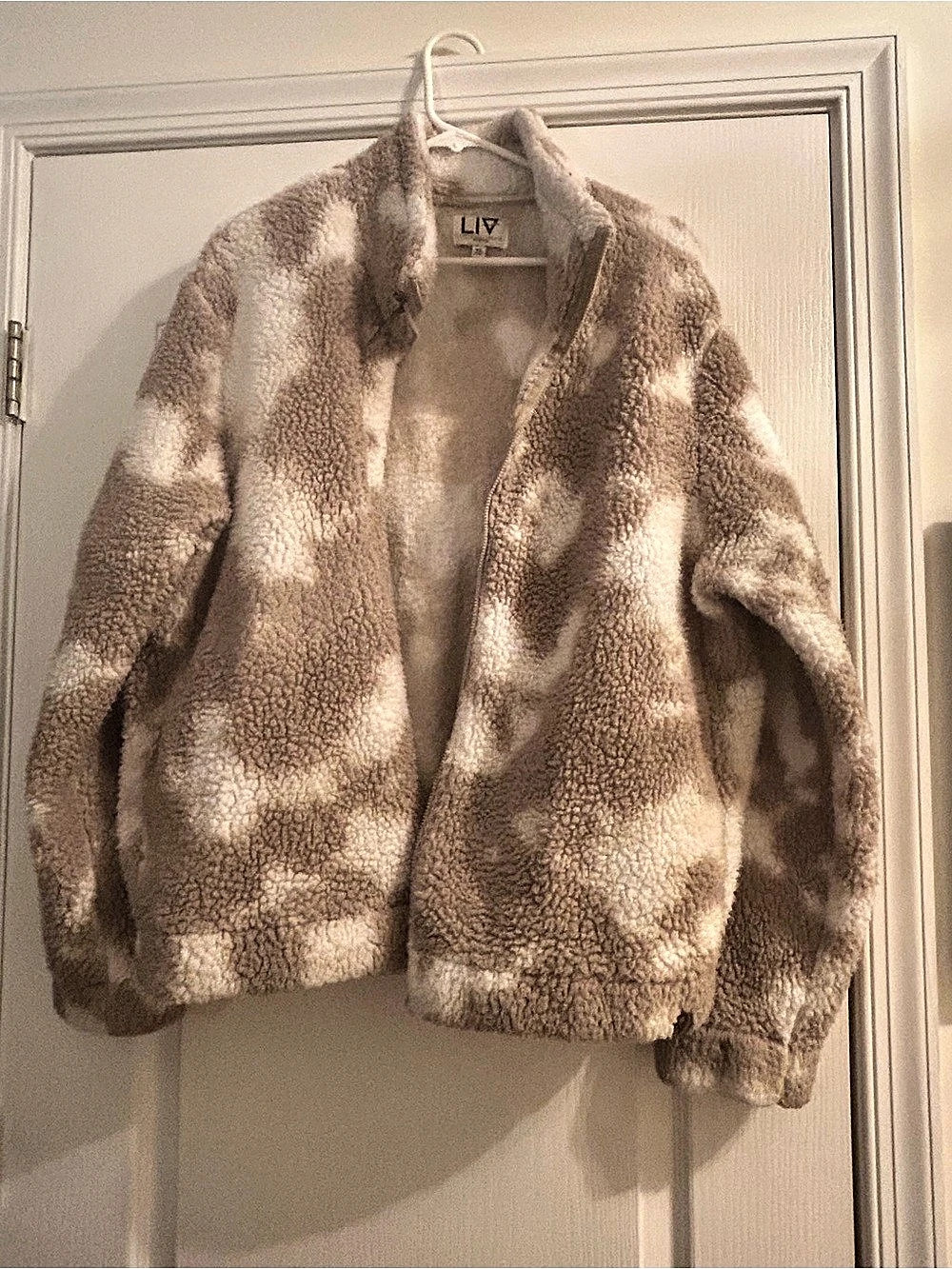 LIV Camo Teddy Jacket in Brown & White XL